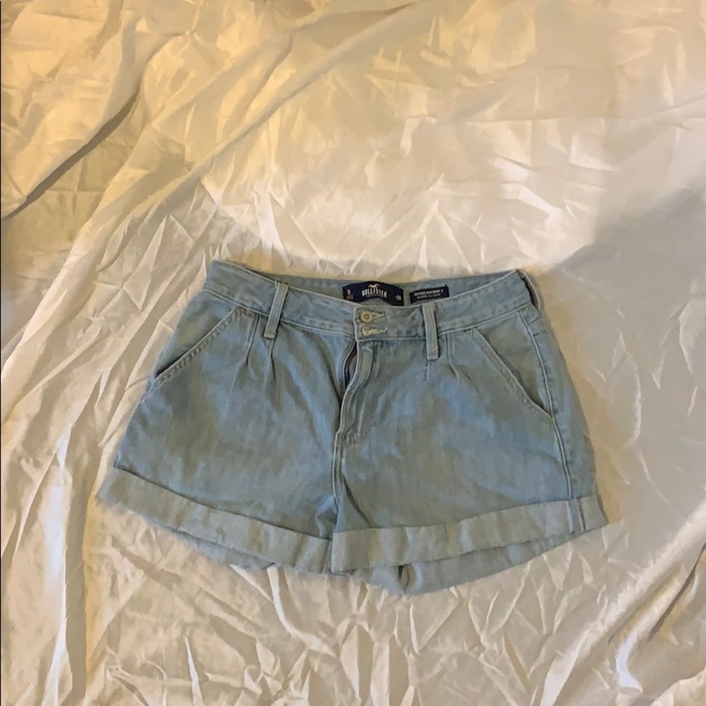 Hollister high rise mom shorts